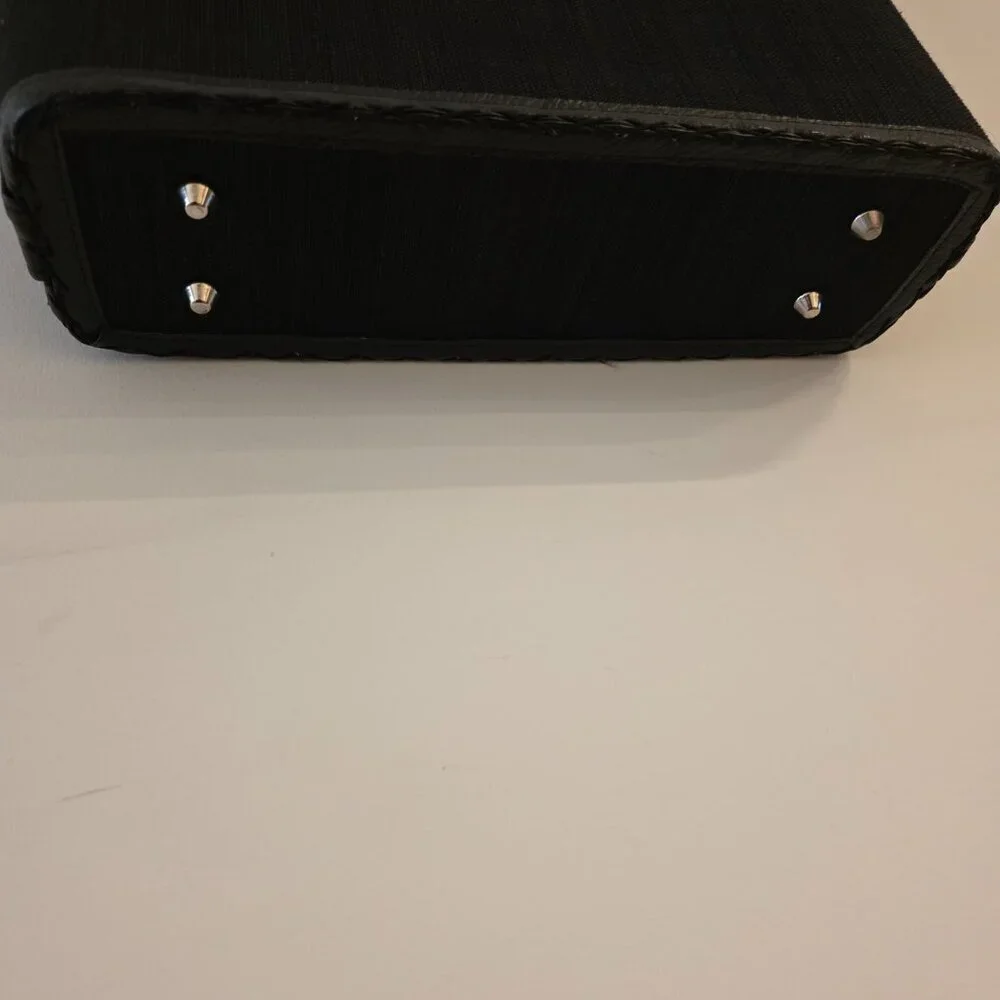 Handbag - Picture 6 of 6